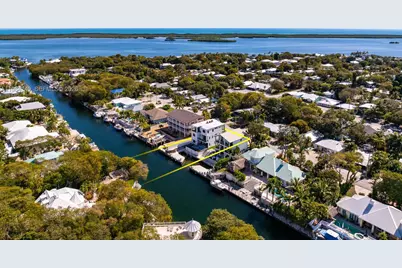 16 Bass Ave, Key Largo, FL 33037 - Photo 1