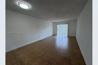 13685 NE 10th Ave #304, North Miami, FL 33161 - Photo 5