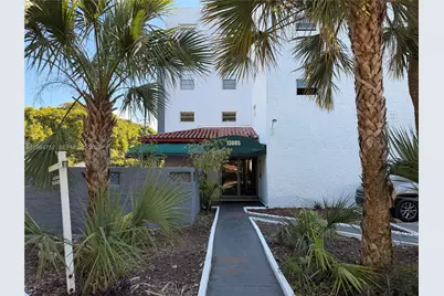13685 NE 10th Ave #304, North Miami, FL 33161 - Photo 15