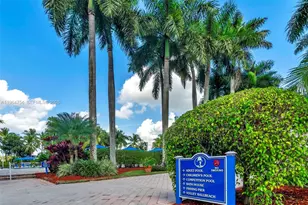 792 NW 170th Terrace, Pembroke Pines, FL 33028 - Photo 27