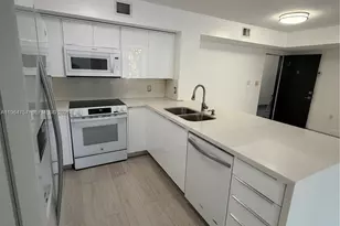 4540 NW 107th Ave, Doral, FL 33178 - Photo 7