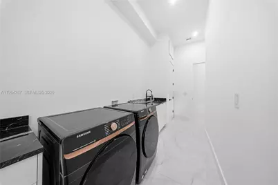 [Address not provided], Cape Coral, FL 33904 - Photo 37