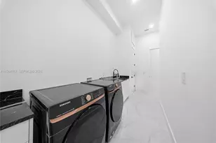 [Address not provided], Cape Coral, FL 33904 - Photo 37