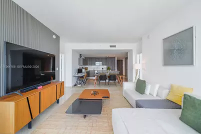 88 SW 7th St #2204, Miami, FL 33130 - Photo 9