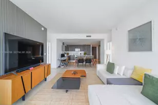 88 SW 7th St, Miami, FL 33130 - Photo 9