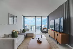 88 SW 7th St, Miami, FL 33130 - Photo 7