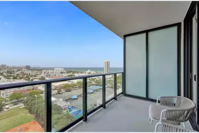 580 72 #1713, Miami Beach, FL 33141 - Photo 3