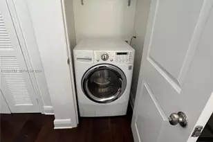 1342 Drexel Ave, Miami Beach, FL 33139 - Photo 9