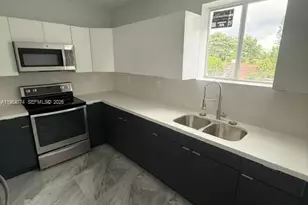 166 NE 70th St, Miami, FL 33138 - Photo 3