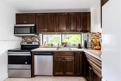 17021 N Bay Rd #526, Sunny Isles Beach, FL 33160 - Photo 13