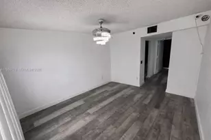 2721 Ocean Club Blvd, Hollywood, FL 33019 - Photo 5