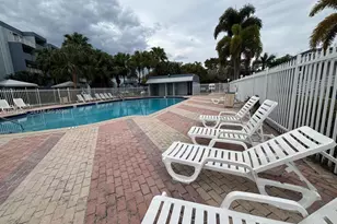 9365 Fontainebleau Blvd, Miami, FL 33172 - Photo 31