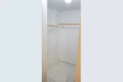 5420 W 21st Ct #108, Hialeah, FL 33016 - Photo 9