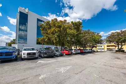 4445 W 16th Ave #600, Hialeah, FL 33012 - Photo 5