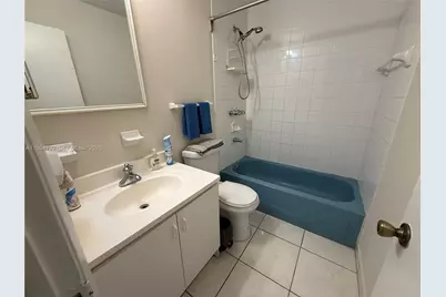 106 SW 96th Ct, Miami, FL 33174 - Photo 13