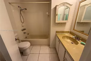 106 SW 96th Ct, Miami, FL 33174 - Photo 7