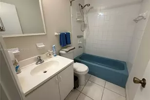 106 SW 96th Ct, Miami, FL 33174 - Photo 9