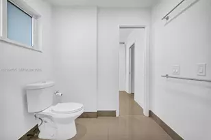 820 E Cypress Ln, Pompano Beach, FL 33069 - Photo 29