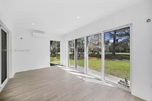 820 E Cypress Ln, Pompano Beach, FL 33069 - Photo 35