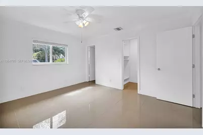 820 E Cypress Ln #V-38, Pompano Beach, FL 33069 - Photo 57