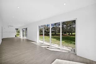 820 E Cypress Ln, Pompano Beach, FL 33069 - Photo 33