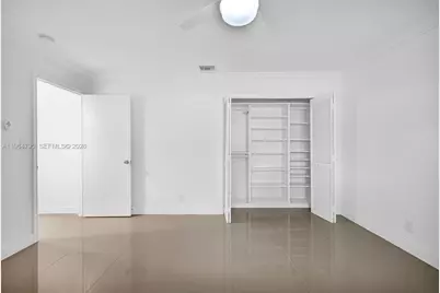 820 E Cypress Ln #V-38, Pompano Beach, FL 33069 - Photo 55