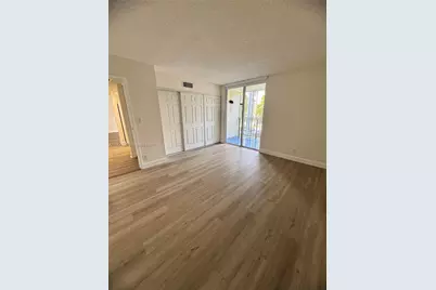 2000 Atlantic Shores Blvd #209, Hallandale Beach, FL 33009 - Photo 15