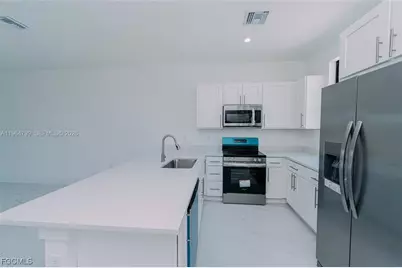 478 Lotus Ave S, Lehigh Acres, FL 33974 - Photo 3