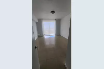 185 SW 7th St #3814, Miami, FL 33130 - Photo 7