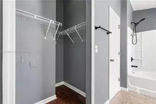 6708 Eagle Feather Dr, Riverview, FL 33578 - Photo 17