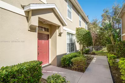 6708 Eagle Feather Dr. #6708, Riverview, FL 33578 - Photo 3