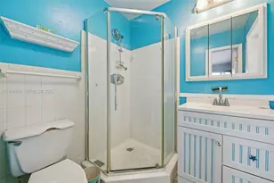 7121 Wilson St, Hollywood, FL 33024 - Photo 15