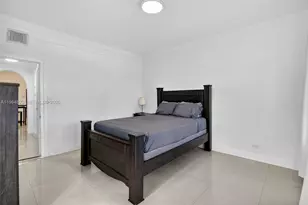 1680 NW 22nd Ct, Miami, FL 33125 - Photo 9