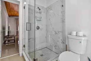 1680 NW 22nd Ct, Miami, FL 33125 - Photo 35