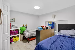 1680 NW 22nd Ct, Miami, FL 33125 - Photo 49