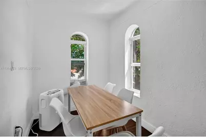 1680 NW 22nd Ct, Miami, FL 33125 - Photo 37