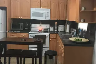 1960 Marseille Dr, Miami Beach, FL 33141 - Photo 7