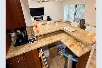 9717 N New River Canal Rd #406, Plantation, FL 33324 - Photo 37