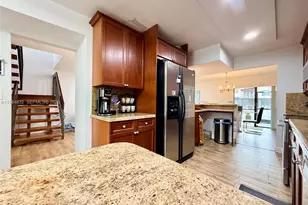 9717 N New River Canal Rd, Plantation, FL 33324 - Photo 51