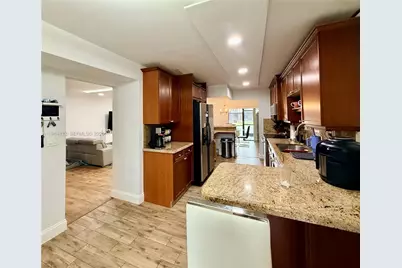 9717 N New River Canal Rd #406, Plantation, FL 33324 - Photo 49