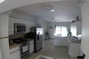 12945 Cherry Rd, North Miami, FL 33181 - Photo 5