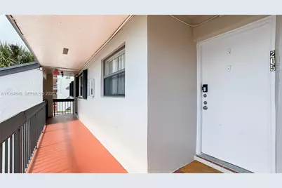 8885 Fontainebleau Blvd #205, Miami, FL 33172 - Photo 27