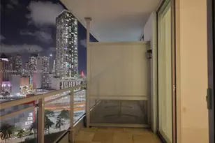 90 SW 3rd St, Miami, FL 33130 - Photo 11