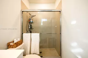 12208 NW 23rd Ct, Miami, FL 33167 - Photo 21