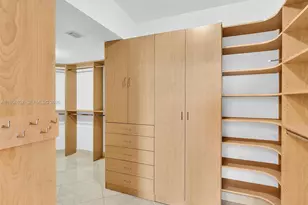 21150 Point Pl, Aventura, FL 33180 - Photo 15