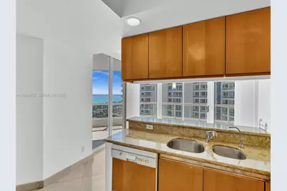 21150 Point Pl #2601, Aventura, FL 33180 - Photo 9