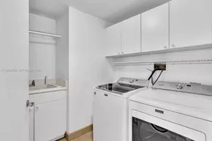 21150 Point Pl, Aventura, FL 33180 - Photo 19