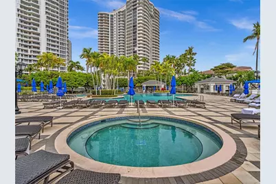 21150 Point Pl #305, Aventura, FL 33180 - Photo 19