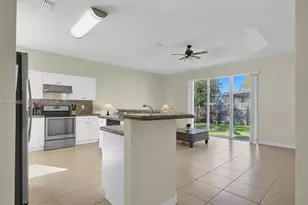 1492 NE 40th Ave, Homestead, FL 33033 - Photo 9