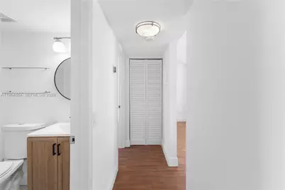 1801 S Treasure Dr #426, North Bay Village, FL 33141 - Photo 13